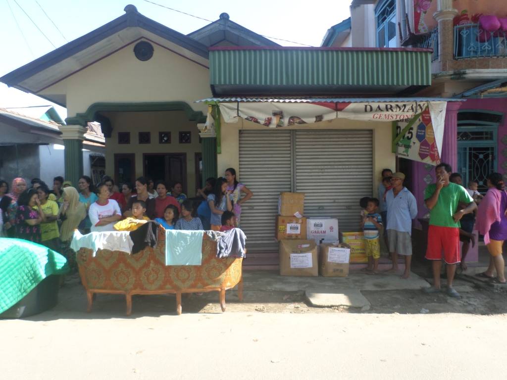 Bntuan dr Msyrakat Belitung kloter kedua untuk saudara di bangka via BFM <a href="/912HITZfm/">Radio HITZfm 91.2</a> &amp; <a href="/berehun/">berehun organizer</a>  #AksiSolidaritas