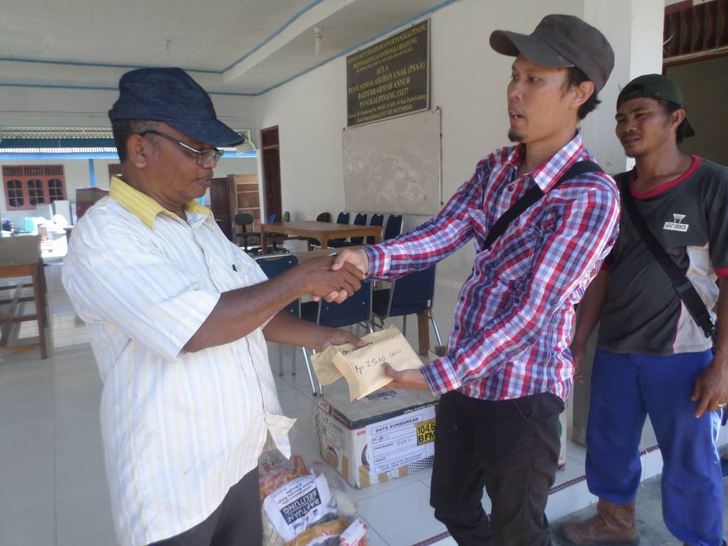 Bntuan dr Msyrakat Belitung kloter kedua untuk saudara di bangka via BFM <a href="/912HITZfm/">Radio HITZfm 91.2</a> &amp; <a href="/berehun/">berehun organizer</a>  #AksiSolidaritas