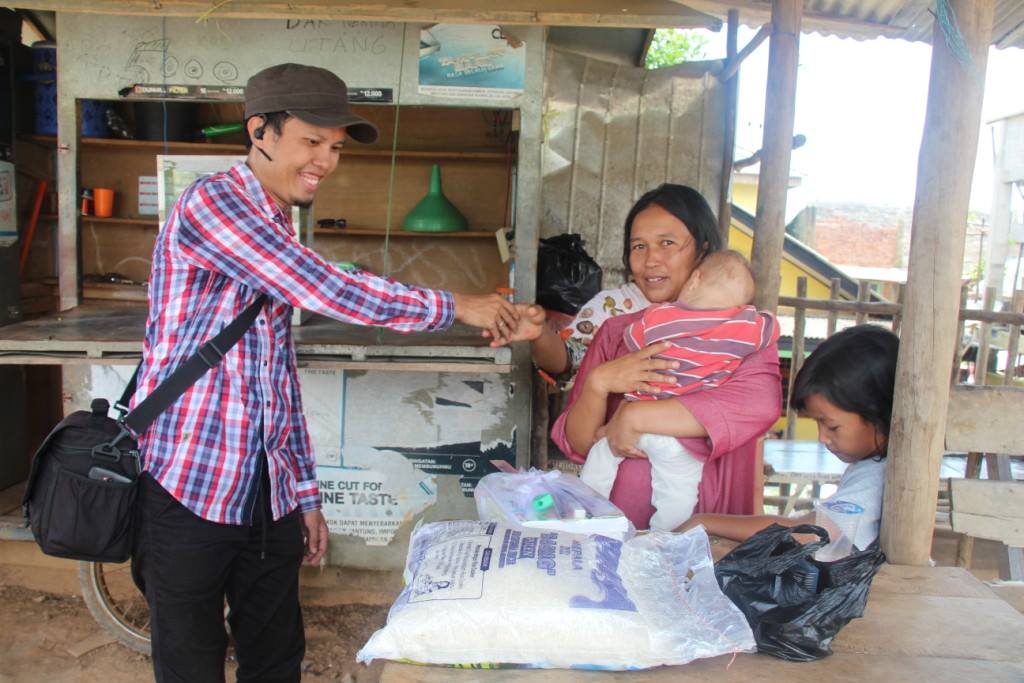 Bntuan dr Msyrakat Belitung kloter kedua untuk saudara di bangka via BFM <a href="/912HITZfm/">Radio HITZfm 91.2</a> &amp; <a href="/berehun/">berehun organizer</a>  #AksiSolidaritas