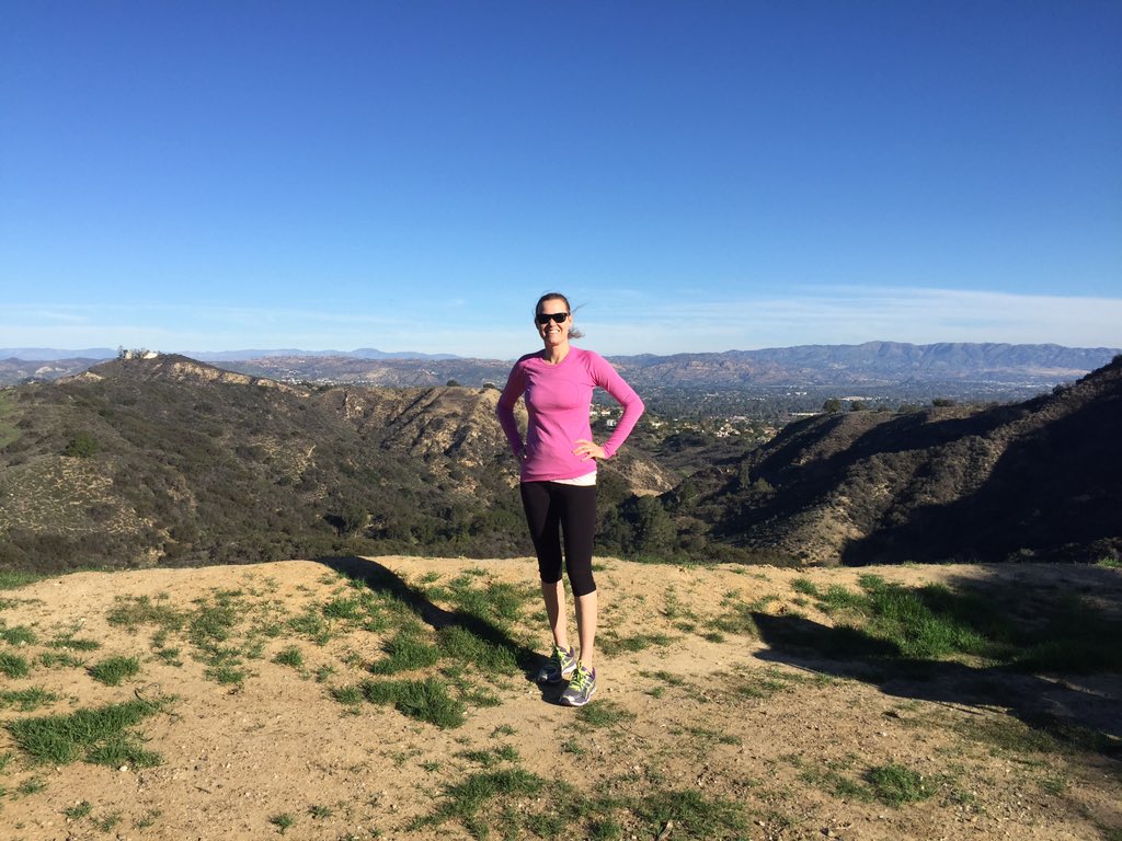KatBerlyn's tweet photo. Epic hike and glorious weather!  #summittosummit #topangalife #hiking #topanga #topangahiking #MyDayInLA https://t.co/D15PERgSIp