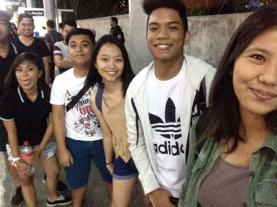 heinrichflrs's tweet photo. Arki frands.💛 #UPFebFair @Carmelverdejo1 @aubreyrodx https://t.co/5PGaYKpG3x