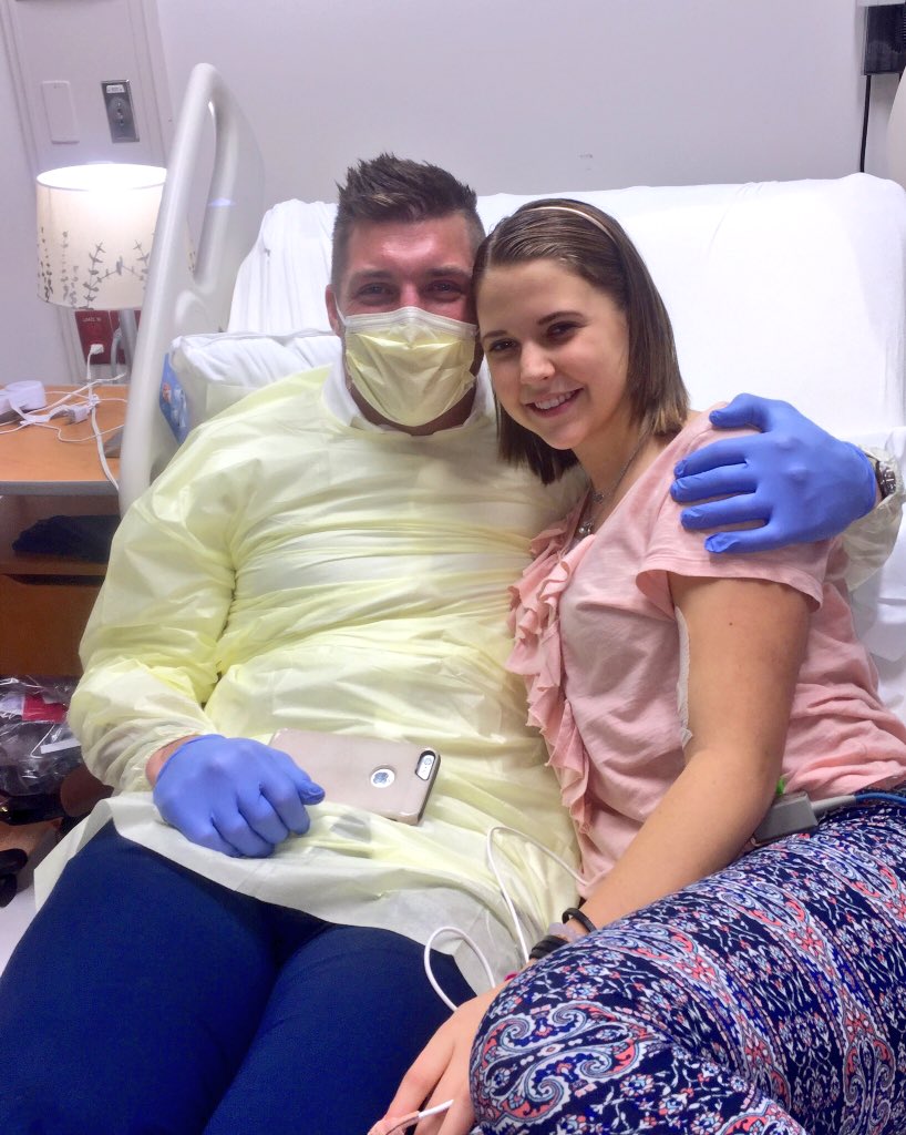 TimTebow's tweet image. Please join me in praying for sweet @jones_ansley as she goes through her bone marrow transplant today.