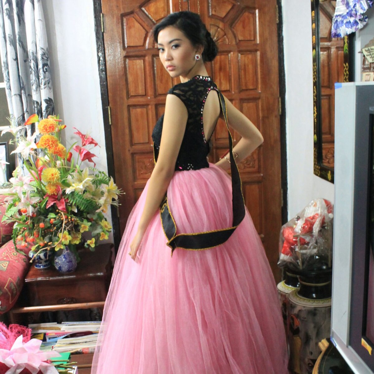 Kazvargas14's tweet photo. Pero eto talaga peg ko eh hahaha 😂 #jsprom2016 https://t.co/VHF6fcmH5z