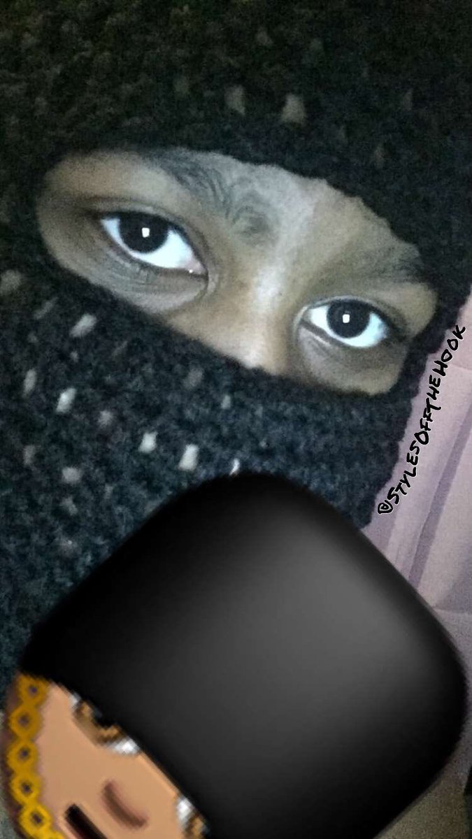 Quaadirawill's tweet photo. Y'all better grab y'all some of these ski masks💂🏽❗️#stylesoffthehook #hookwork #Winter #CopUp https://t.co/MWL4YqSxao