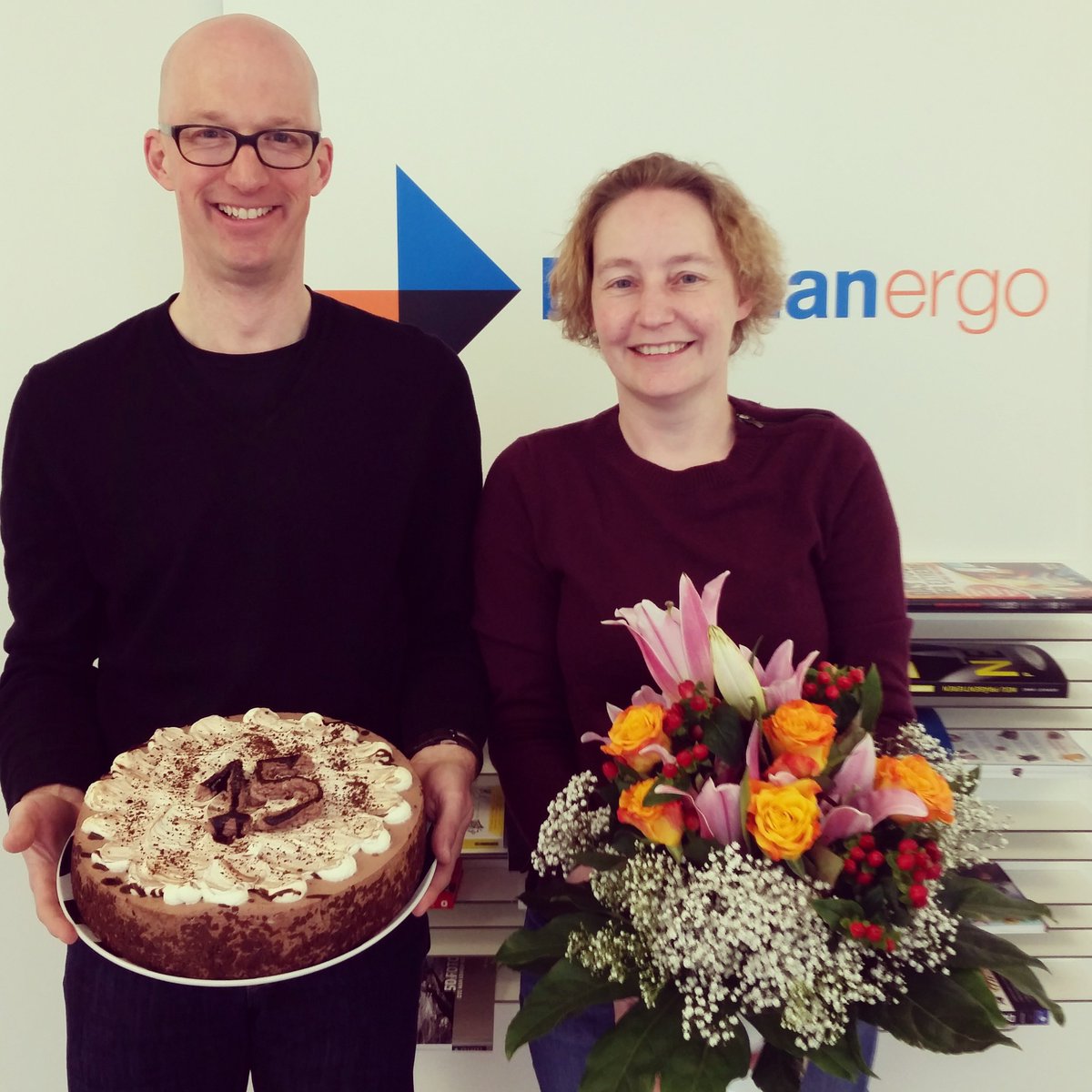 EdelmanGER's tweet image. Time flies! @TanjaSchuermann ist seit 15 Jahren bei uns. Herzlichen Glückwunsch! #edelmanergo #edelculture