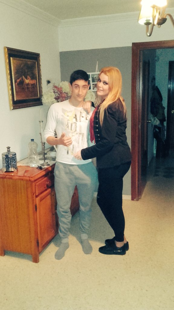 NanditoNandez1's tweet photo. Pos una del sabadito cn mi rubia preferida @7rociolebry 😍😍😍 https://t.co/zjD0c8Hm81