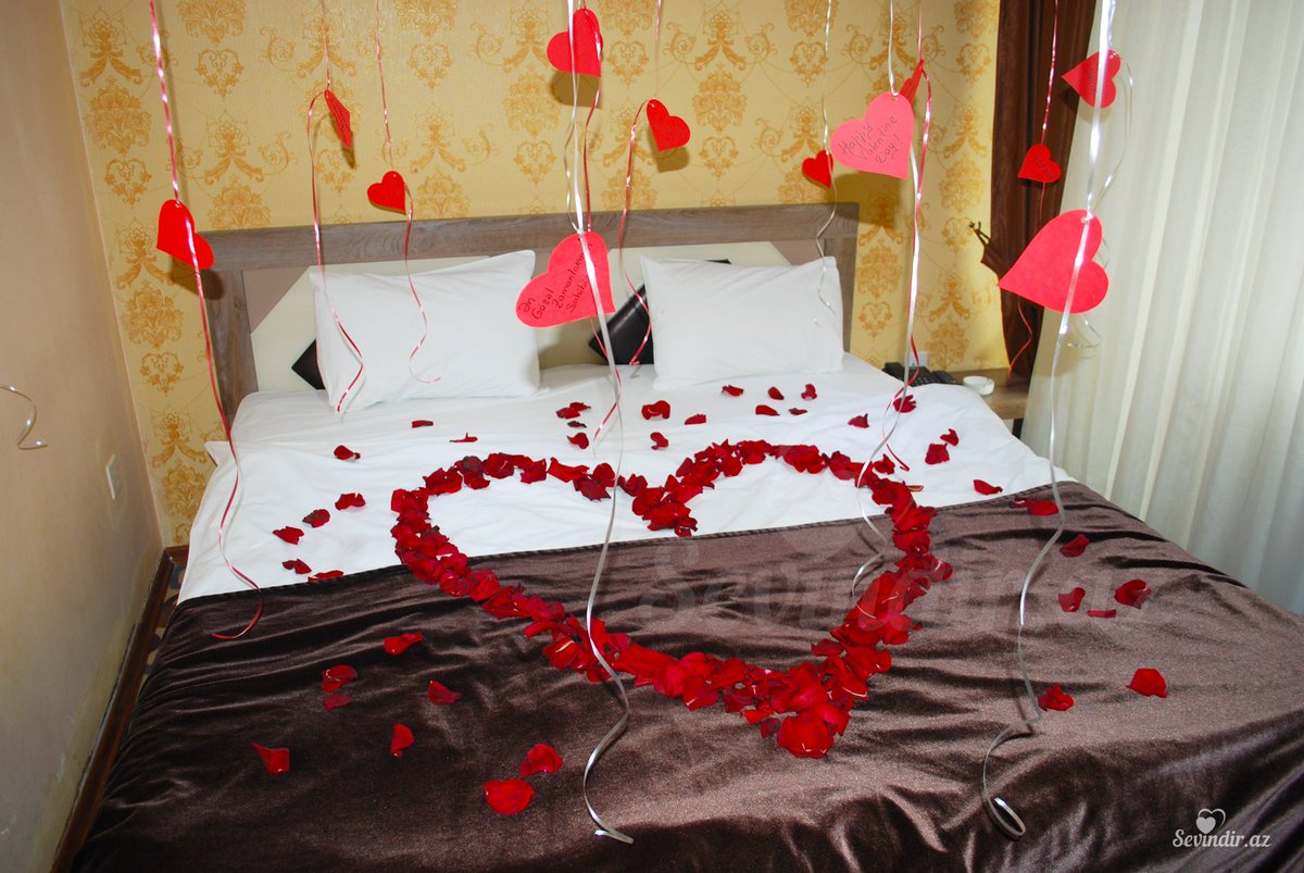 SevindirAz's tweet photo. #SevgililərGünü sürprizləri... ❤ by #SevindirAz
#ValentinesDay #love #sevgi #romantika #romantic #Baku #Azerbaijan https://t.co/gIk3Rn8gnW