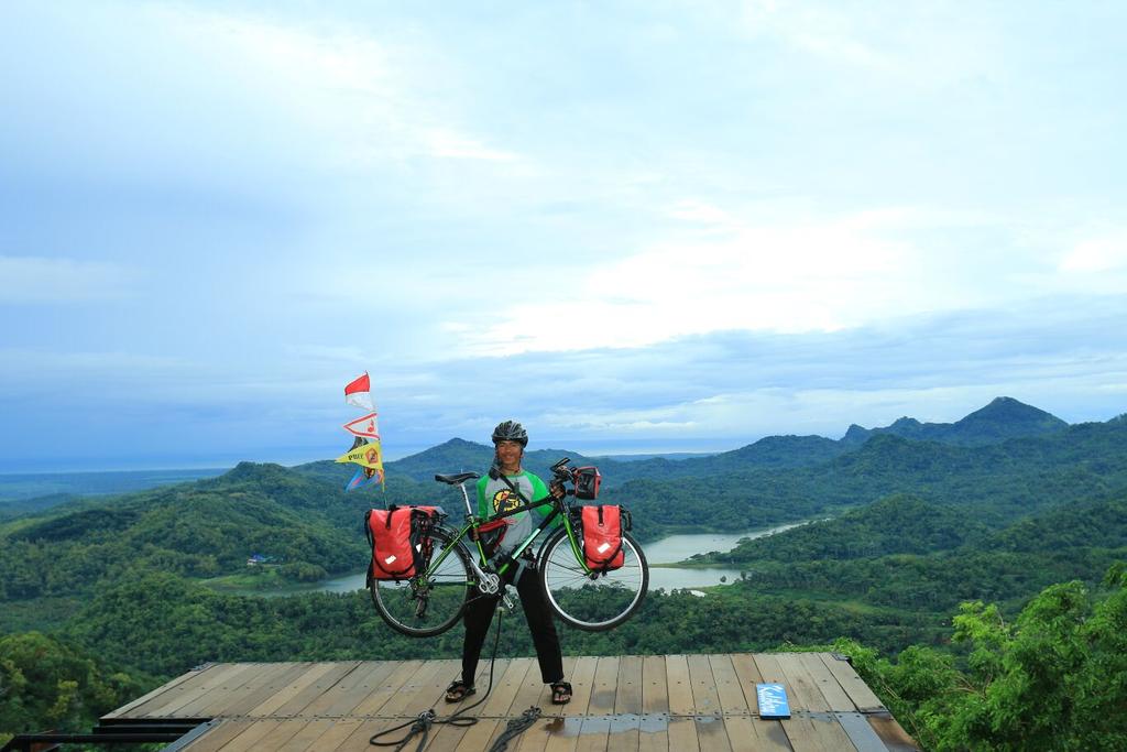 gowesnegeri's tweet photo. Kalibiru..
#pramuakaseru

@kwarnas @wartakwarnas @AdhyDault @scoutradionet @pramukaupdate @worldscouting @dkd_diy https://t.co/heoa1gXgFc