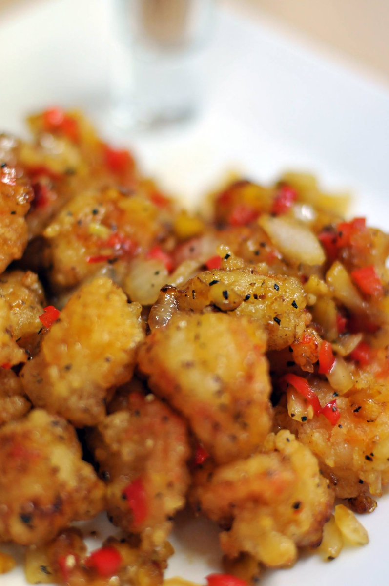 HenryWong_Harb's tweet photo. Who's in the mood for something different today? 
Why not come and try Chef Ricky's amazing Honey Pepper Chicken https://t.co/Jl4VbSa9n9