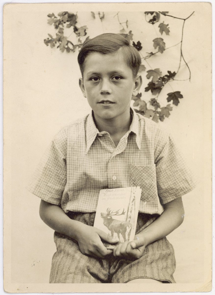 KircheChristiDE's tweet photo. Dieter F. Uchtdorf erzählt von seinem Flüchtlingsschicksal als Kind https://t.co/13GHVoHG5j via @Mormonen https://t.co/TBw9uGCFRd
