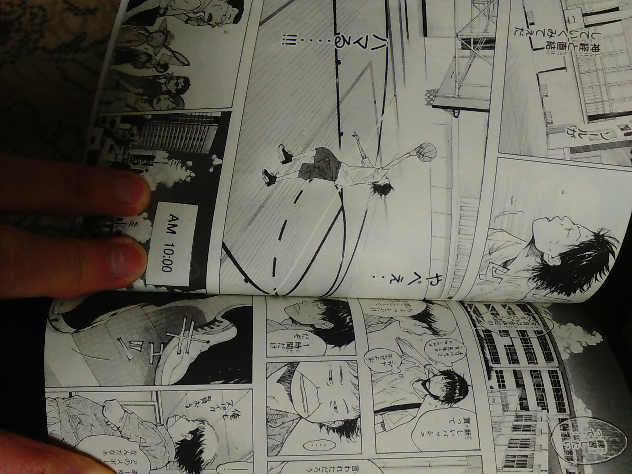 ゆゆゆ ﾟ半泣き黒猫団 そのスポーツが好きか 聞かれた時 木兎曰く 俺の時代キタッッッ って思う瞬間があるか ないか あったとしたらそれがハマる瞬間 ハイキュー参照 って事で 新しいバッシュにハマる安原先輩 あひるの空 安原真一 や