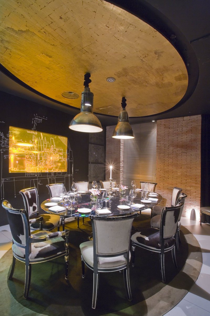 Ramses_Madrid's tweet image. #DesignCuriosity 
DomPerignon, ideal para celebraciones o comidas de negocios y tiene una ventana muy especial...