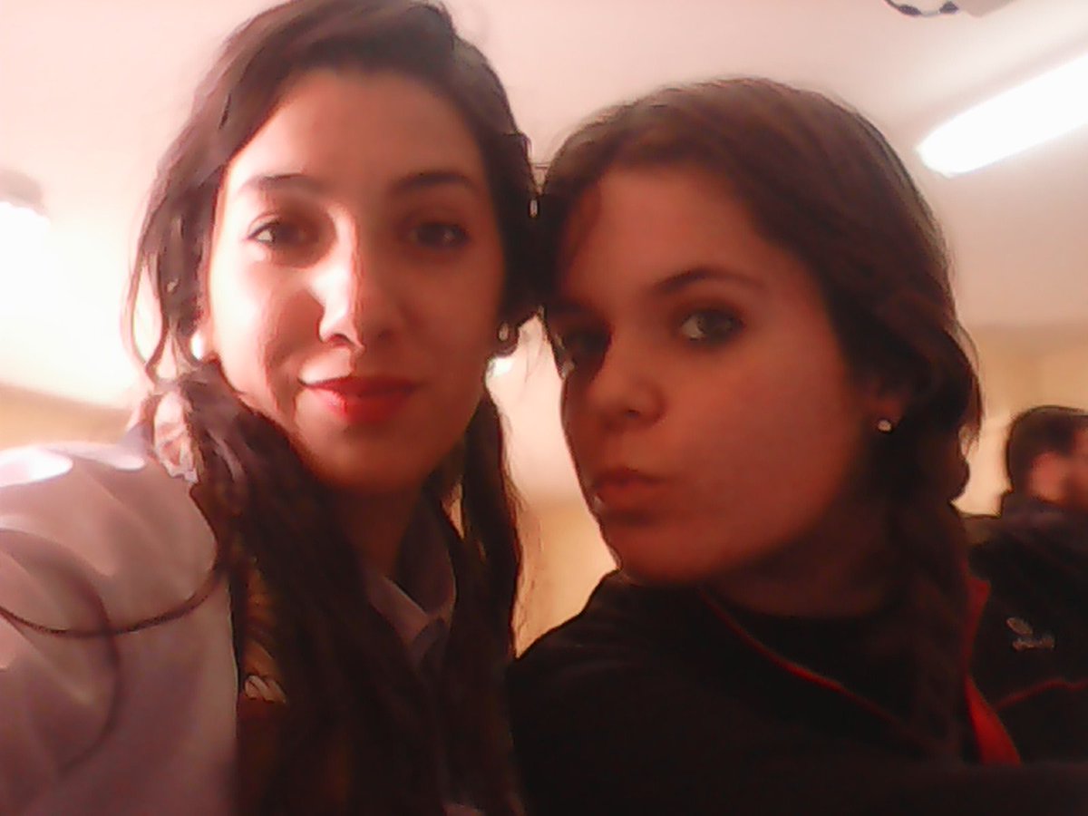 Venga un horita y para casa!!!!
<a href="/monica_97_97/">Mónicaaa</a> 
#Lunes😕