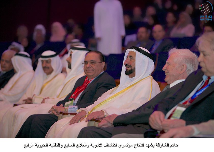 wamnews's tweet photo. #حاكم_الشارقة يشهد افتتاح مؤتمري اكتشاف الأدوية والعلاج السابع والتقنية الحيوية الرابع. https://t.co/7CfPaLVPX9