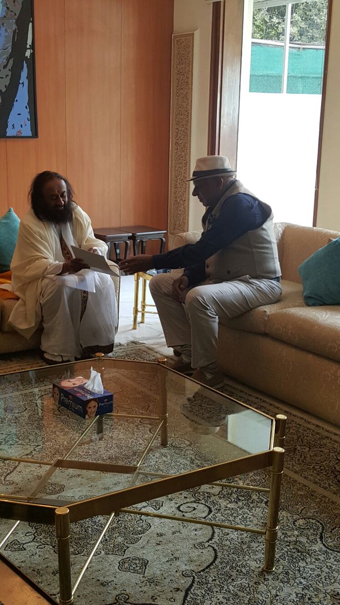 drm_1's tweet photo. Meeting with #SriSriRaviShankarJi @ 1 Prithviraj Road https://t.co/49GhGEP9rM