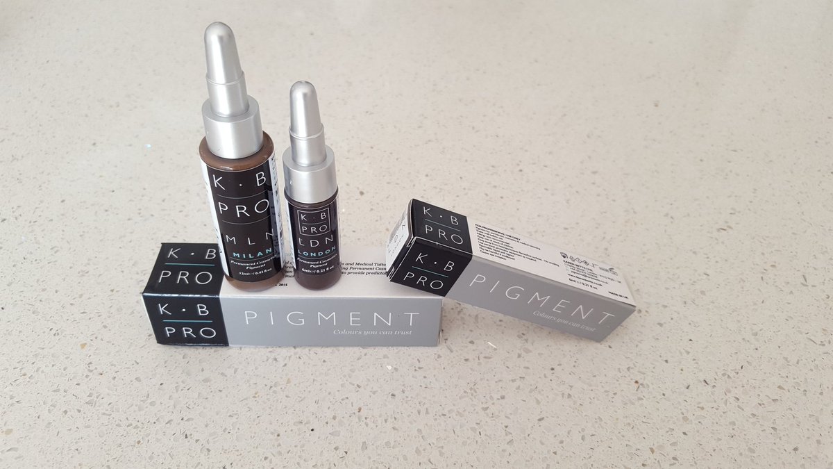 micro_lines's tweet photo. New colour delivery, excited to try these ....😍#KBPro https://t.co/yhpwcKi9xS