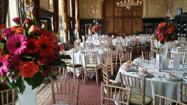 Starting spring with a wedding? We will make sure your wedding is perfect from start to finish! 01274 530880