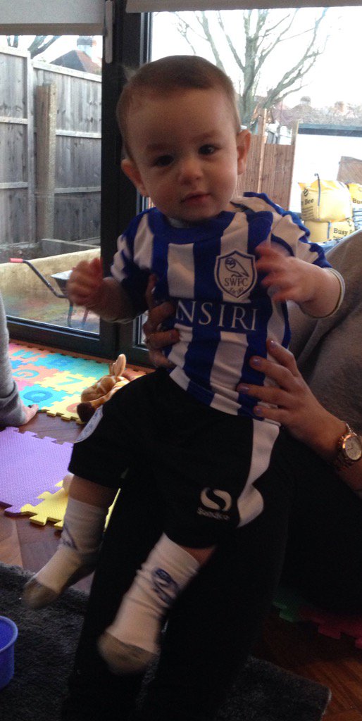 PeligroInd's tweet photo. 4-0 and a new fan! I'd call that a successful valentines weekend for the owls #WAWAW #LJS1 https://t.co/VstbyDqOrH