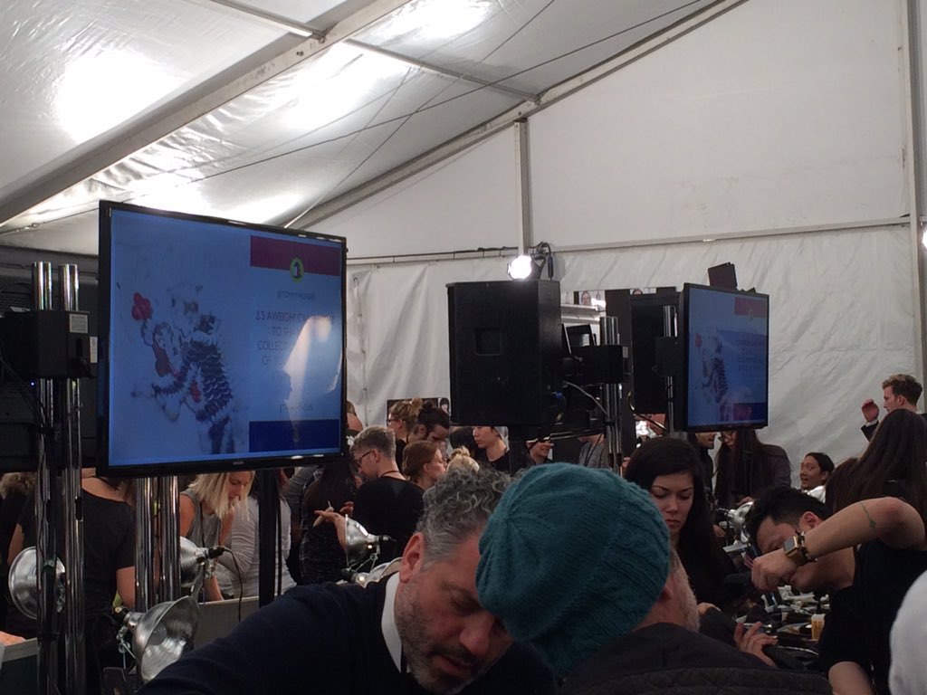 TweetBeam's tweet photo. TweetBeam rocking it backstage at @TommyHilfiger 's #TommyFall16 Runway show at #NYFW! https://t.co/H0ZfxjlW14