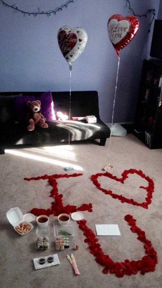 casssandra26's tweet photo. my boyfriend just loves to suprise me 🙊❤️ ( yesterday ) https://t.co/JaILQNHsAV