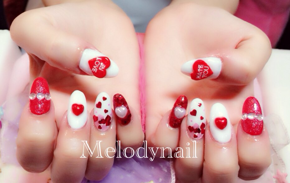 트위터의 Melodynail あいめろ 님 ハートネイル ジェルネイル 赤ネイル ハート 埋め込みネイル T Co Pbovtdkoy7