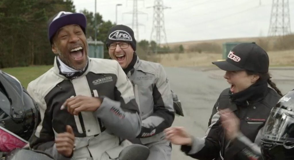 meamandamealing's tweet image. Tonight at 9pm on @ComChanTV This ↙️ + This ↘️= @TheEasyRidersTV me, @DannyJohnJules @SteveKeys66 =❤❤️❤️️😂😂😂 xxx