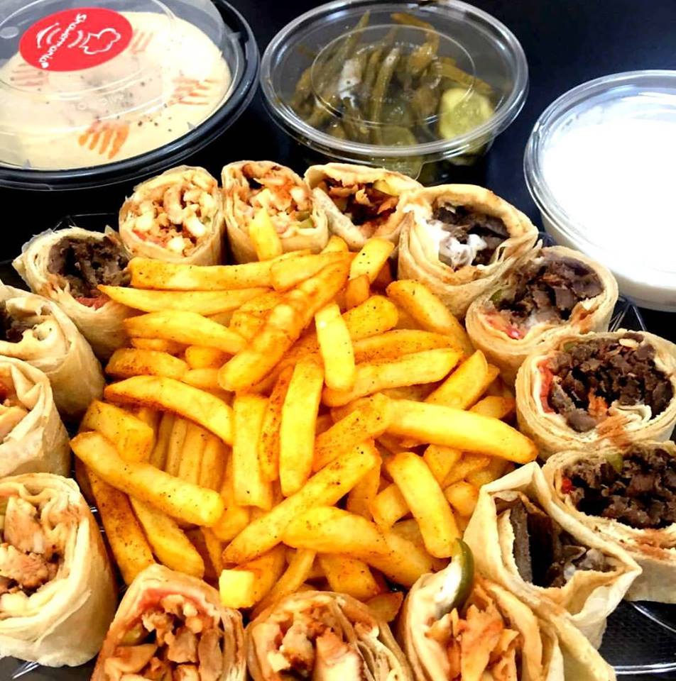 bebuzzd's tweet photo. Larger version of yummy shawarma @Shawermania #bebuzzdloyalty #loyaltyprogram #jlt #clusterq #mydubai #mybebuzzd https://t.co/9mRcVqyDxx