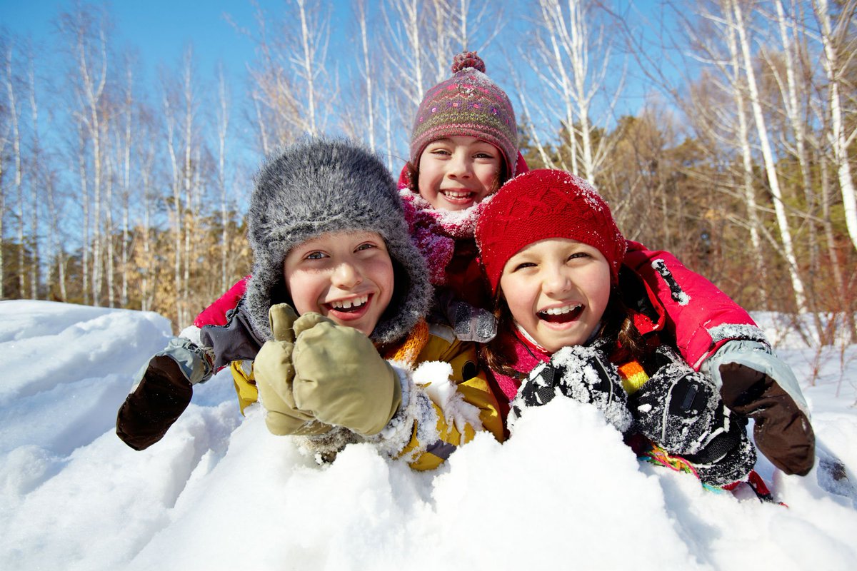 LashGroupCA's tweet photo. We hope you're having a safe, happy, and warm #FamilyDay! https://t.co/n7hjCo2quI