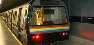 grupovsi's tweet photo. Metro de Caracas, 2 de enero de 1983, ferrocarril de tecnología francesa. Creando la "cultura del usuario metro" https://t.co/4DkC3kDx22