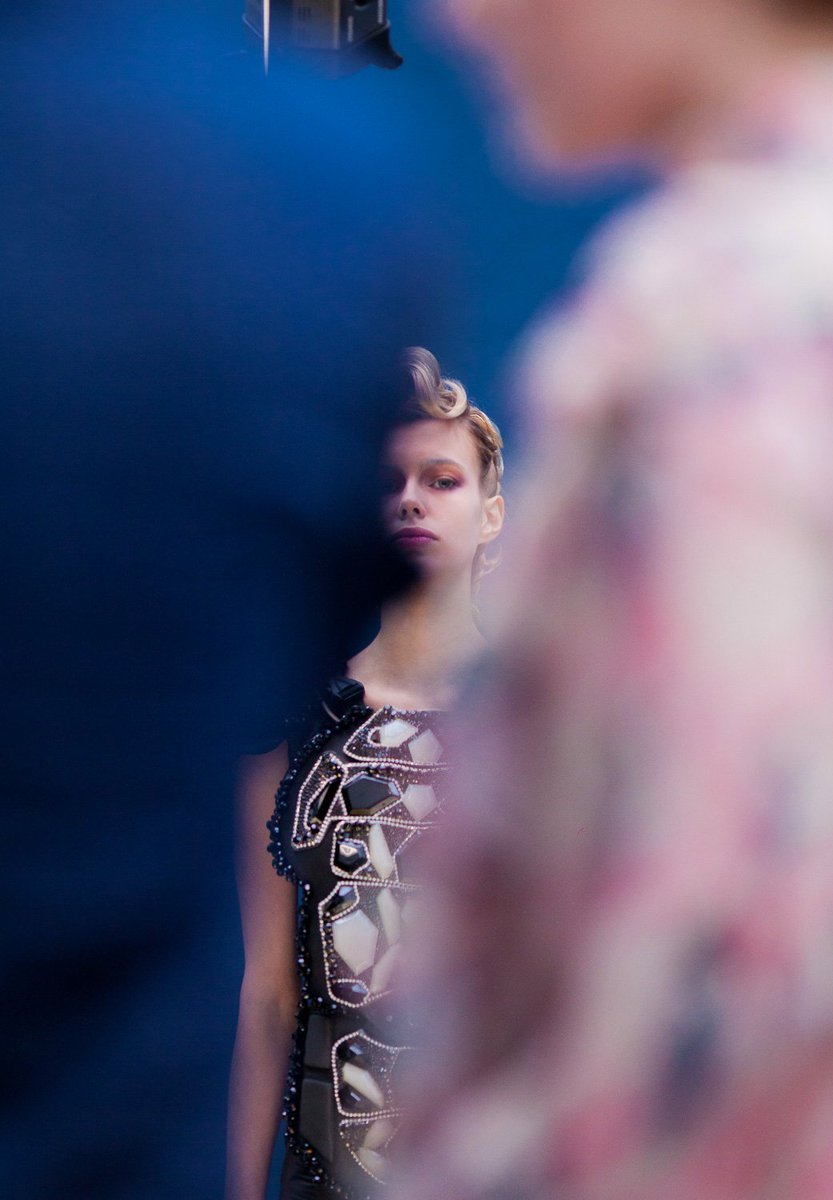 benjamincpc's tweet photo. Amazing shoot session last week end @irkmagazine #fashion #creation #tribal ! Backstage shots by @benjamincpc https://t.co/fByH1NtQgO
