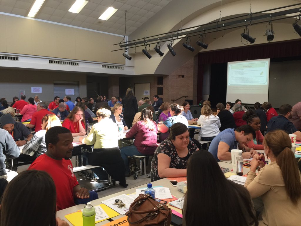 bileslgirl's tweet photo. Team Write as a cooperative learning strategy to learn SIOP @CaneyCreekHS #cisdbilesl @ConroeLeaders https://t.co/q3J5UovbI1