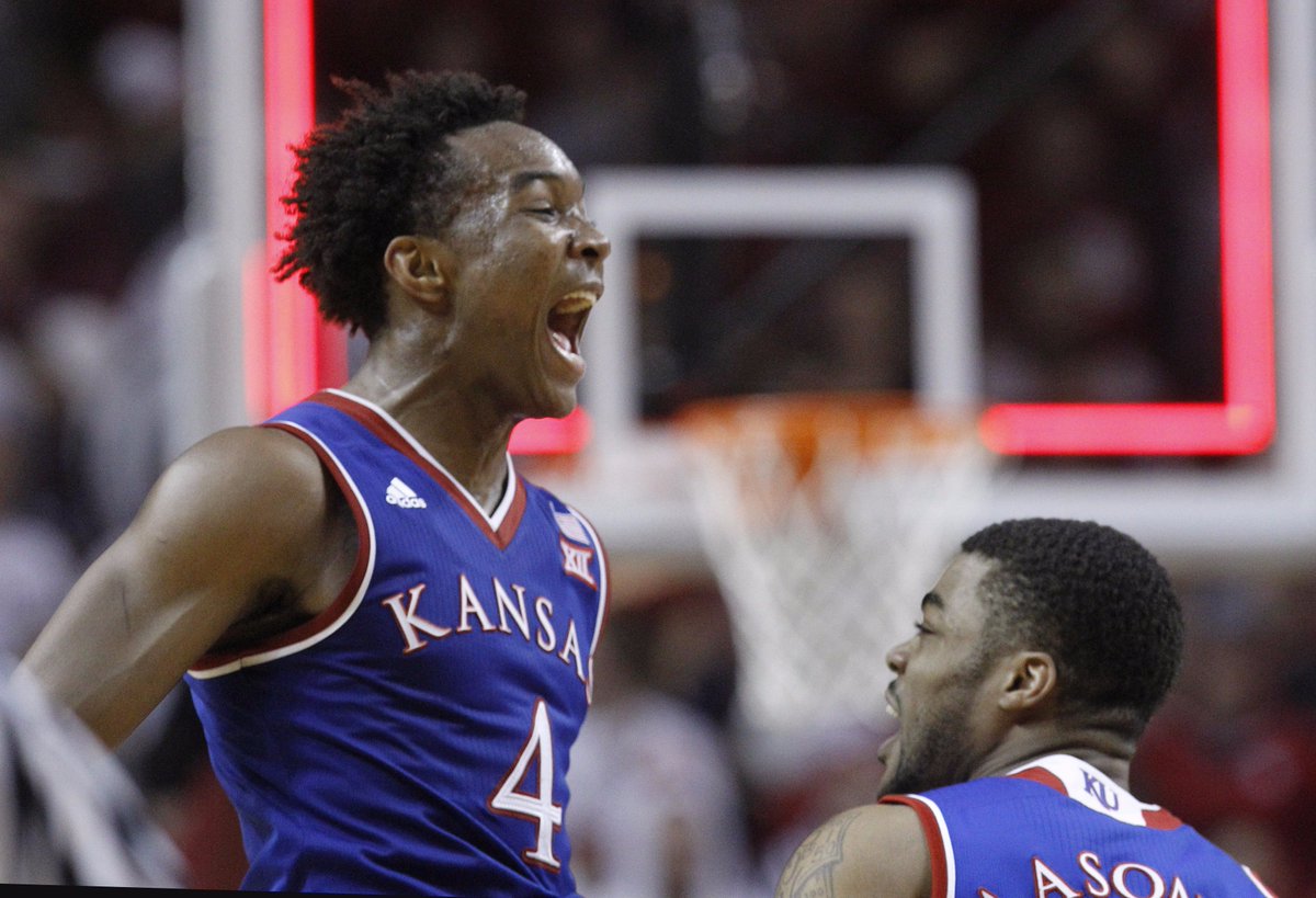 espn's tweet photo. KU surges in the latest AP poll:

1. Villanova
2. Kansas
3. Oklahoma
4. Iowa
5. UNC
6-25. https://t.co/pVpDnIcWe9 https://t.co/FqHBGQOy1H
