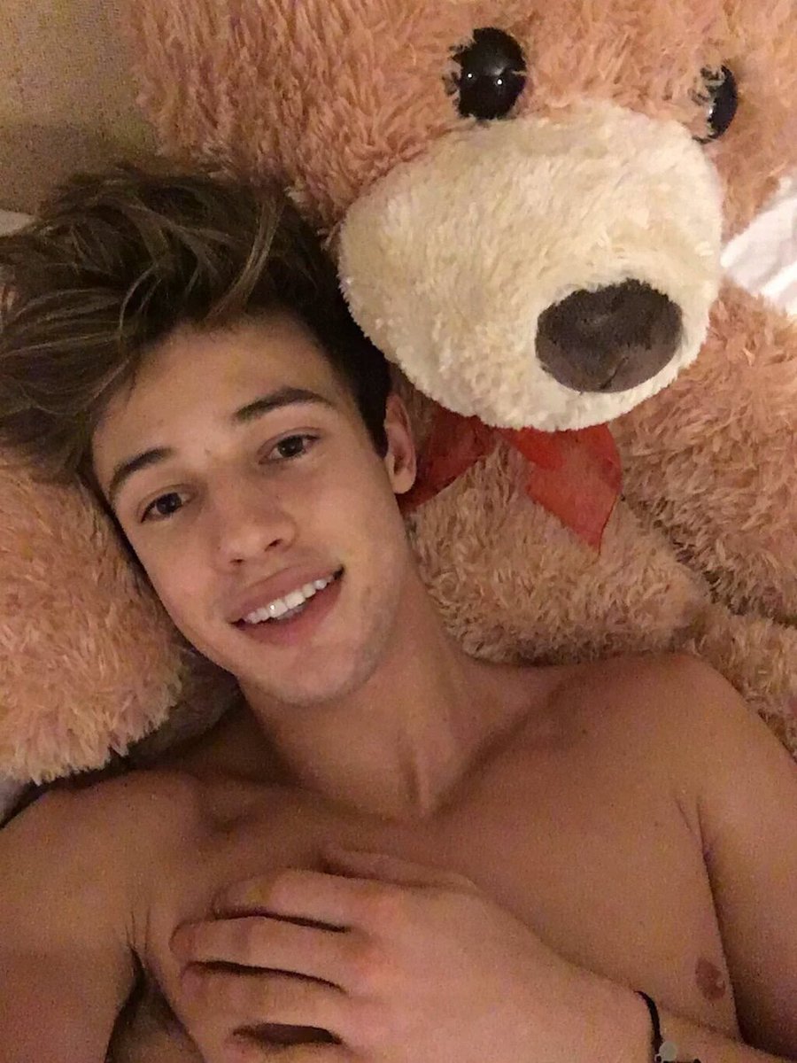 ColombiaCameron's tweet photo. Foto para el que te gusta/ Tus amigos :v https://t.co/NJY4KeMgQR