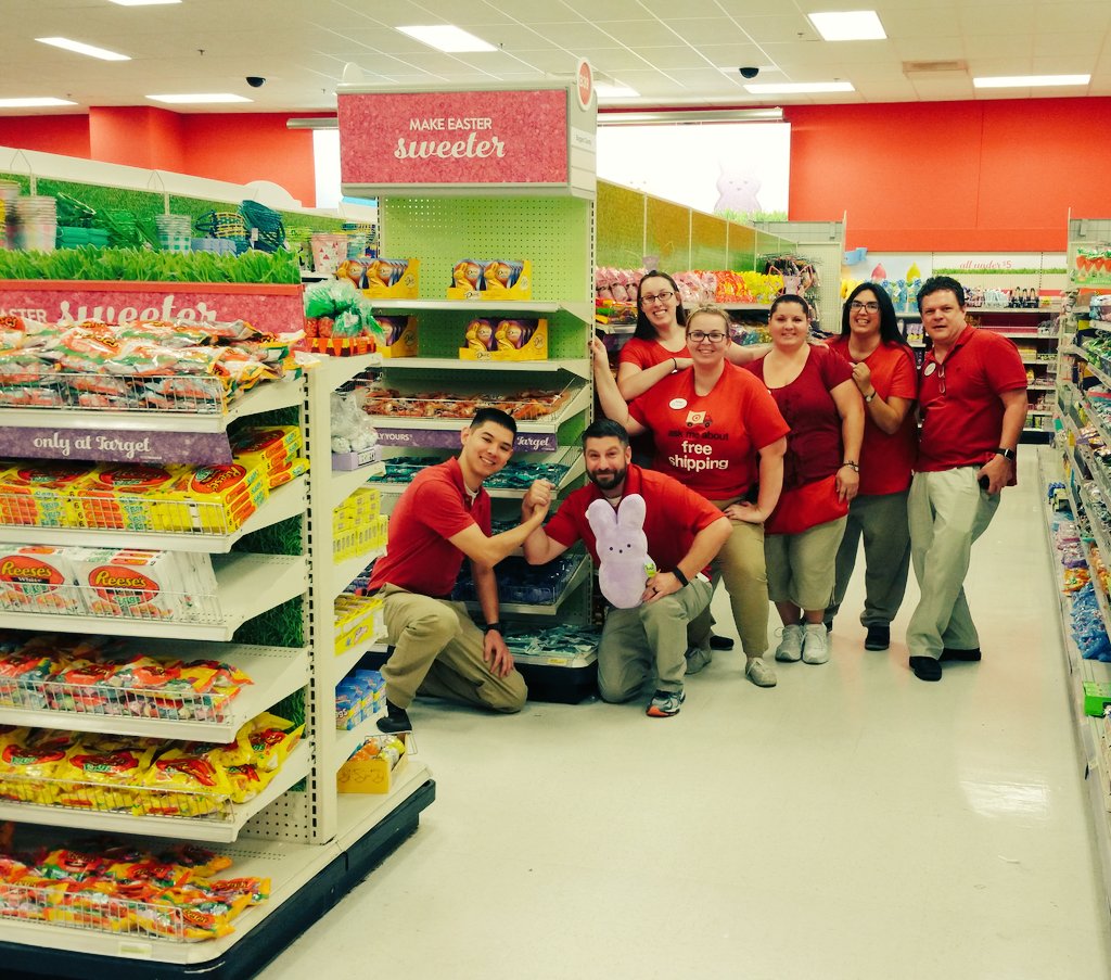 MichelleMT0317's tweet photo. Finished strong today and got Easter set! Driving strong sales this new year here in Chico! @Andreya_Allen #T0317 https://t.co/wcCvaOcqhd