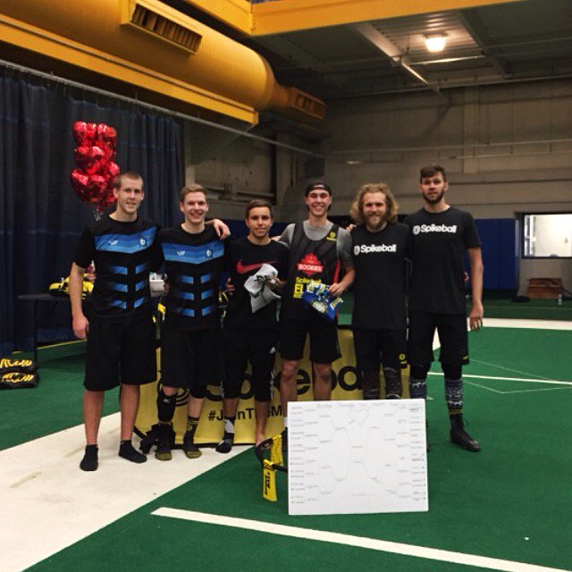 PittClubSports's tweet photo. More from the #spikeball tournament this past Saturday! #fortheloveofthegame https://t.co/k4aqREhJf0