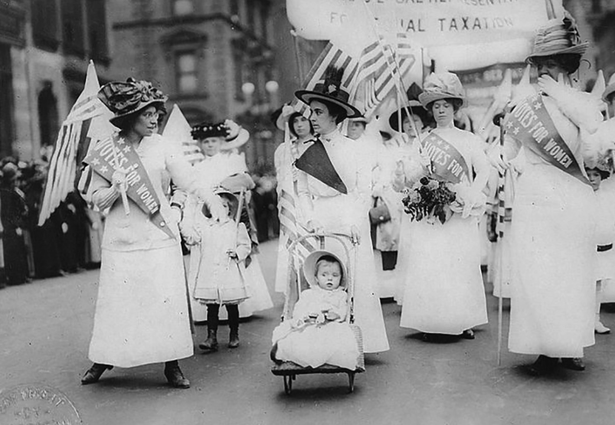 WomenintheWorld's tweet photo. Here are a few of the ridiculous laws men have created to protect women: https://t.co/eYUL6ktKu9 https://t.co/AKkZinuTOT