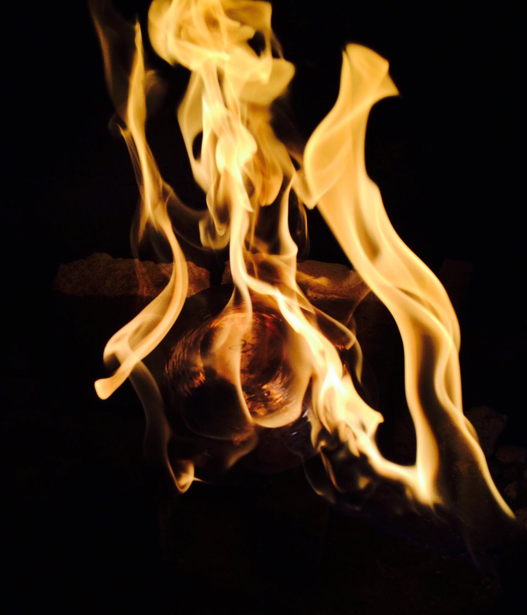 AMC_cairns's tweet photo. #silversmithing #annealing #jeweller #raising https://t.co/SQ655ufc5V