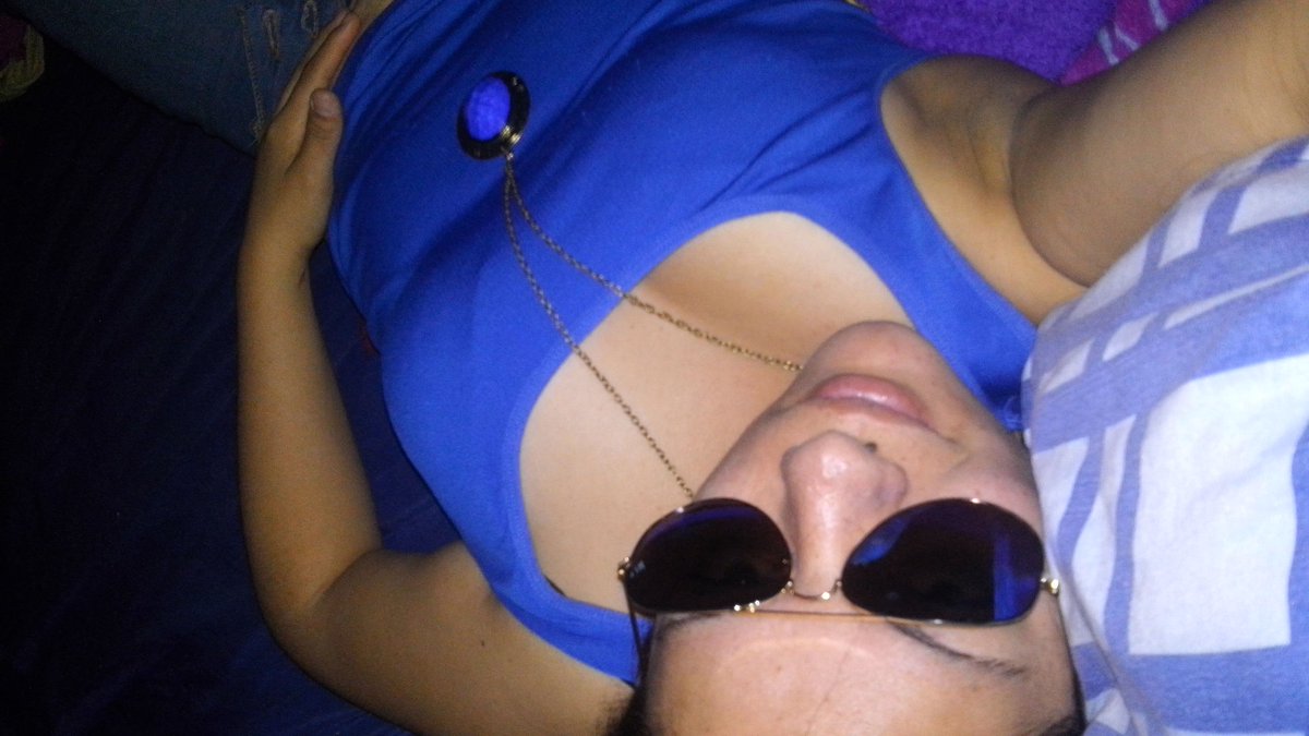 verit0love's tweet photo. Blue 'sss https://t.co/cE4c9Zbcth