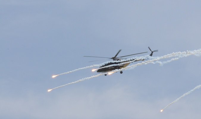 alghadeertv_eng's tweet photo. #Army_aviation destroys a convoy for "#Daesh "near #Shirqat.
https://t.co/kqLkZeusHN
#PMU
#ISIS
#Iraq_Army
#Badr https://t.co/q583Yu7aih