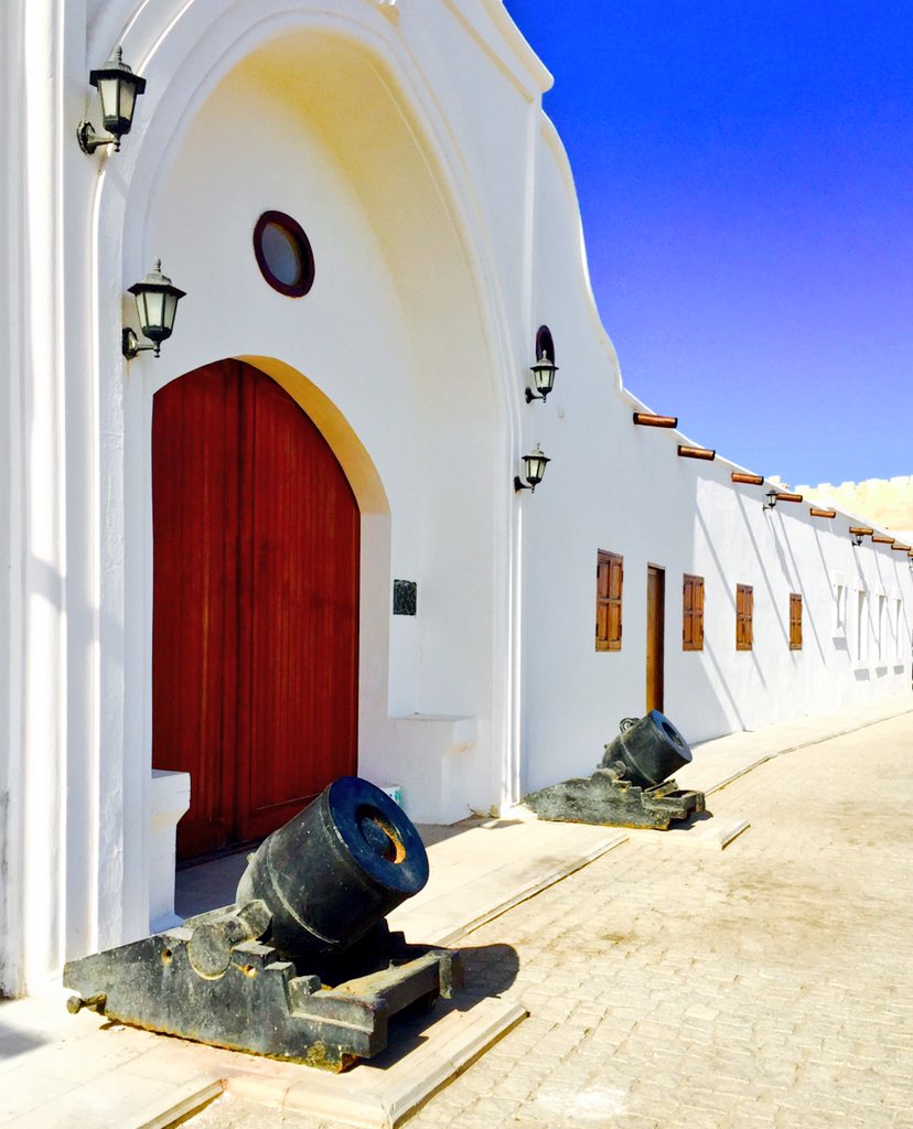 AlmuznMohammed's tweet photo. Local architecture #3
#Swakin #portsudan journey
Taken at 
"Osman Digna island " https://t.co/tKfROsBGfu