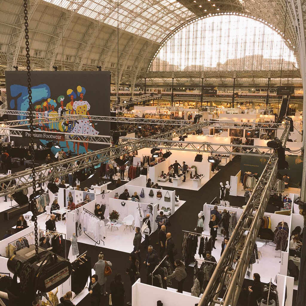AdamRyan_'s tweet photo. Interesting day @PureLondonShow spotting the latest fashion trends. 🔥@marbeklondon are a cool brand to look out for💫 https://t.co/8WapE3xIGM
