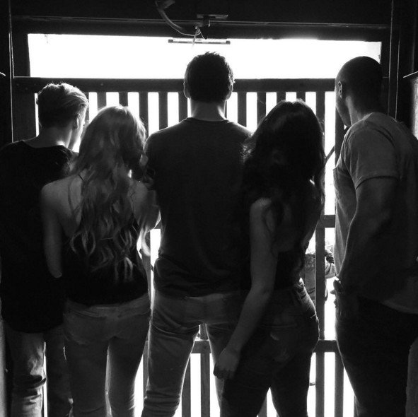 ShadowhuntersTV's tweet image. If you could caption this photo with song lyrics, what would it be? #Shadowhunters (via @HarryShumJr)