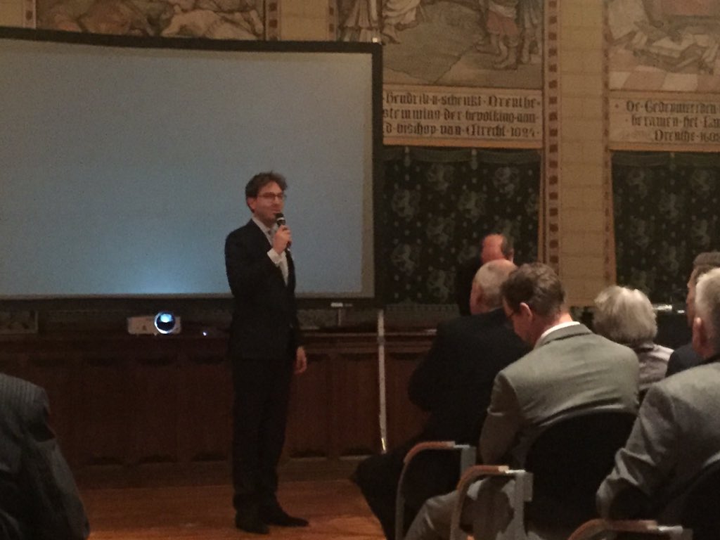 Lezing over cuby door clublid Willy middel in @DrentsMuseum