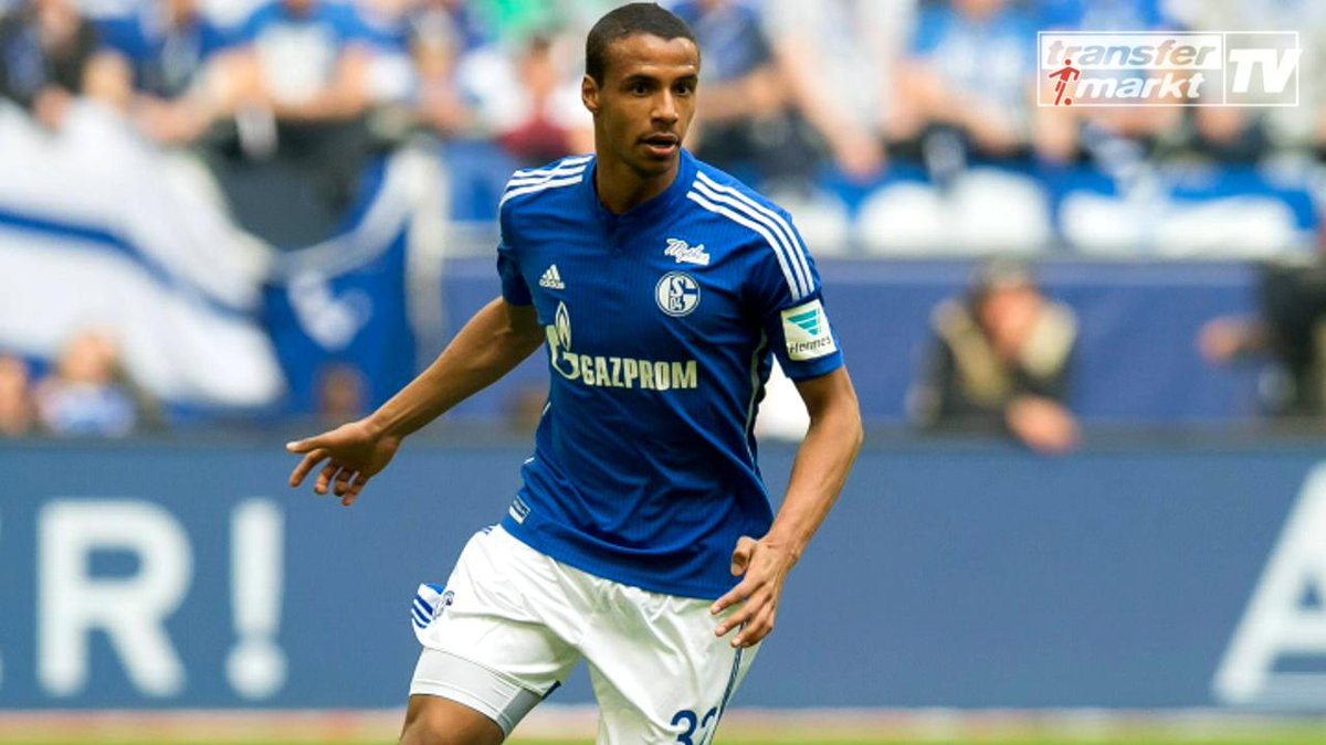 TransfermarktTV's tweet photo. VIDEO: Fix! #Matip wechselt im Sommer nach #Liverpool: https://t.co/IPZBPnu0wr #MatipLFC #LFC #Klopp https://t.co/Jog6SqB8sS
