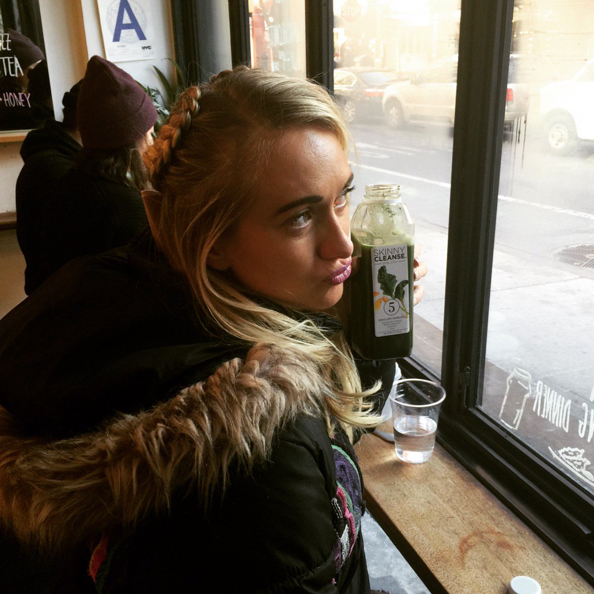 january_diaries's tweet photo. feeling good @RawGeneration skinny juice cleanse, use code "januarydiaries" for 50% off #rawjuice #rawgeneration https://t.co/fTCntwpm7S