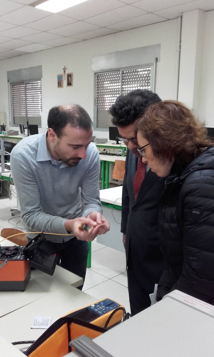 salesianosatoch's tweet photo. Visita de @sanz_ismael y @Ileanaguaita a nuestra FP. Una oportunidad para conocer de primera mano nuestro trabajo https://t.co/PgMISUw5y7