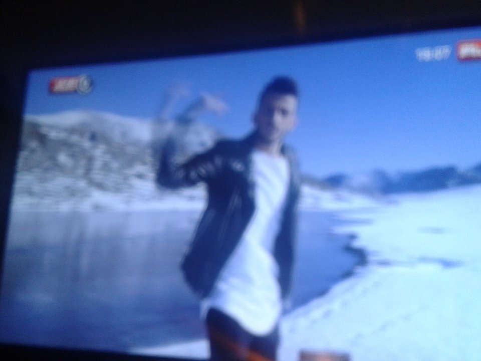 meliy91's tweet photo. @Ridsa_Officiel 9eme sur #M6Music 😍😍💕 #Pardon https://t.co/mgJHrbsZhm