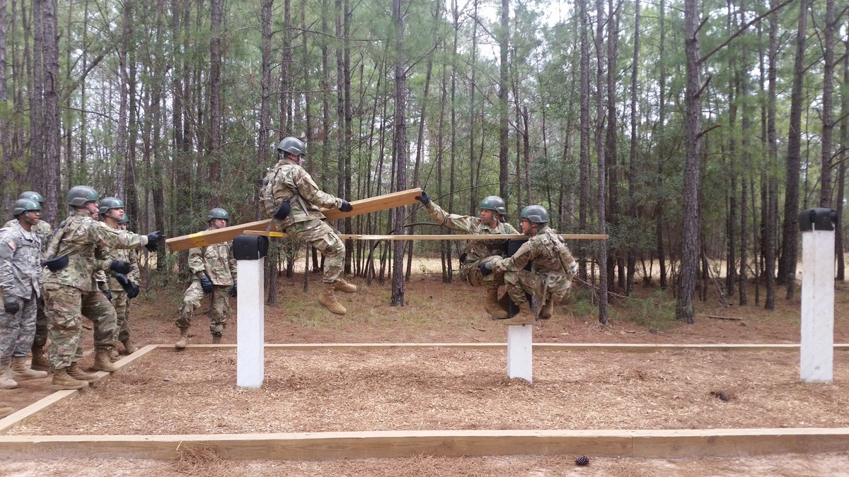 2_47IN's tweet photo. Delta Company 2-47IN at the Teamwork Development Course today, Presidents Day. https://t.co/S7h01W1d4b
