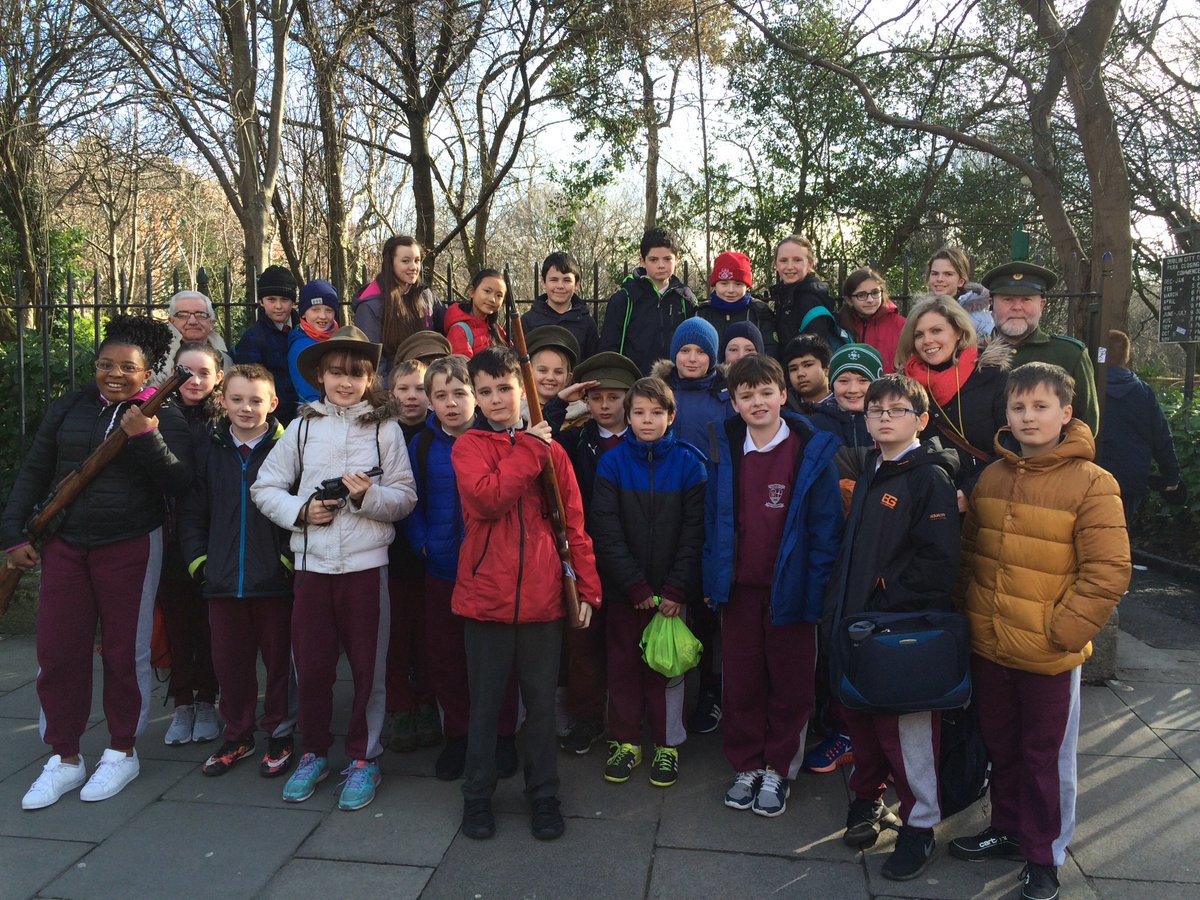 Techtitans29's tweet image. Had a wonderful tour of 1916 landmarks today with @1916Tour. Highly recommended with lots of interesting facts!