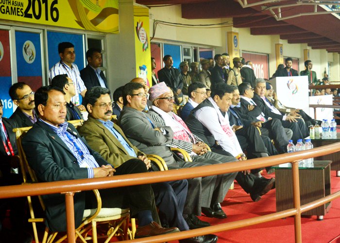 OCSAG2016's tweet photo. Minister of State for Youth Affairs and Sports(I/C) and Chairman OC-SAG, Shri Sarbananda Sonowal, enjoying the game. https://t.co/VxXCNwOUAo